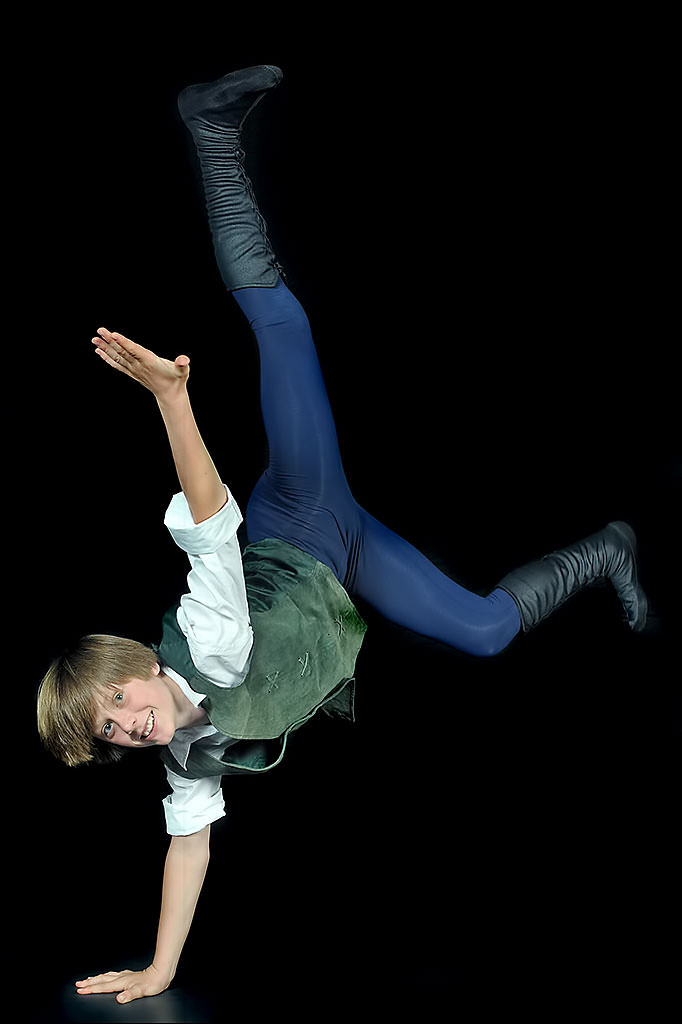 dancer one hand stand studio photo